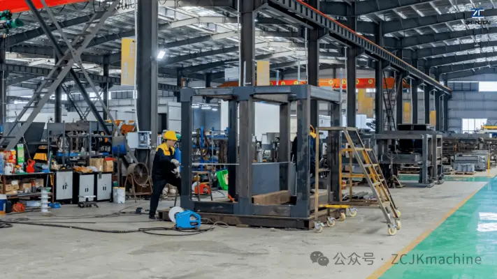 బ్లాక్ & బ్రిక్ మేకింగ్ మెషిన్ ధర: 5 కాస్ట్ ట్రాప్స్ కొనుగోలుదారులు మానుకోవాలి