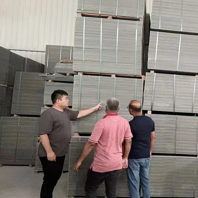 బ్రిక్ మేకింగ్ మెషినరీ ప్యాలెట్